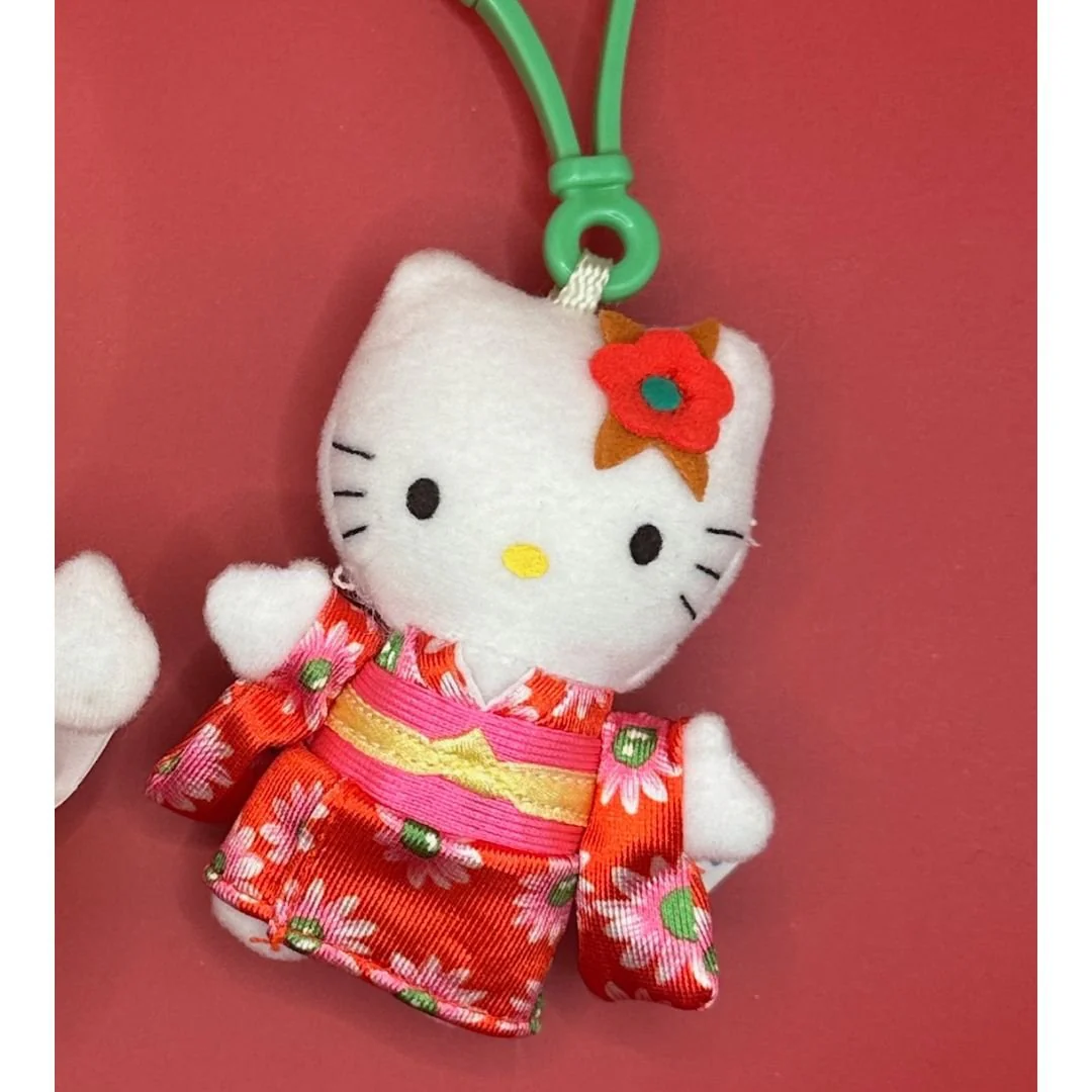 Vintage Y2k Hello Kitty Happy Meal Toy Plush Bag Charms - Image 3