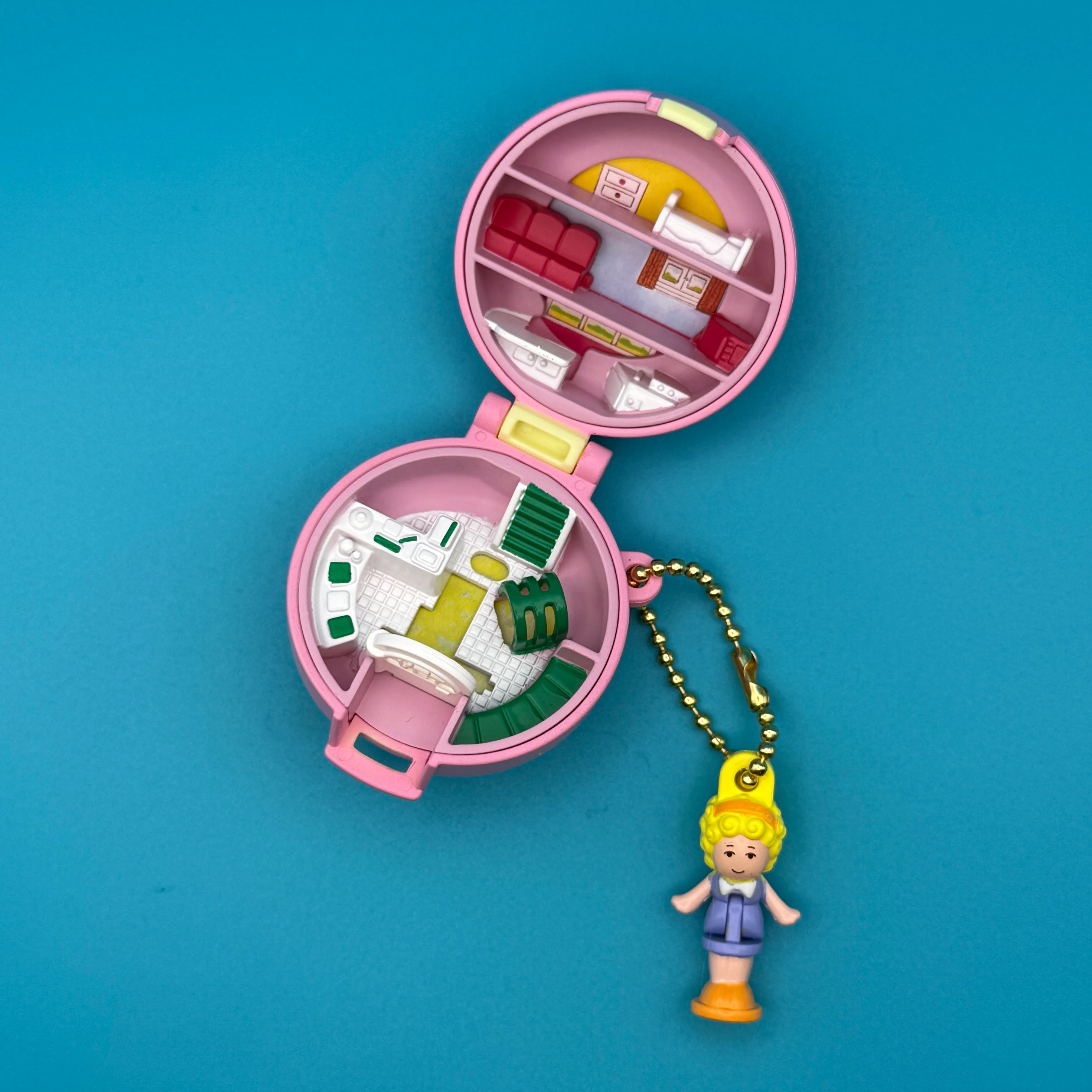 Mini Retro Polly Pocket Bag Charm - Image 3