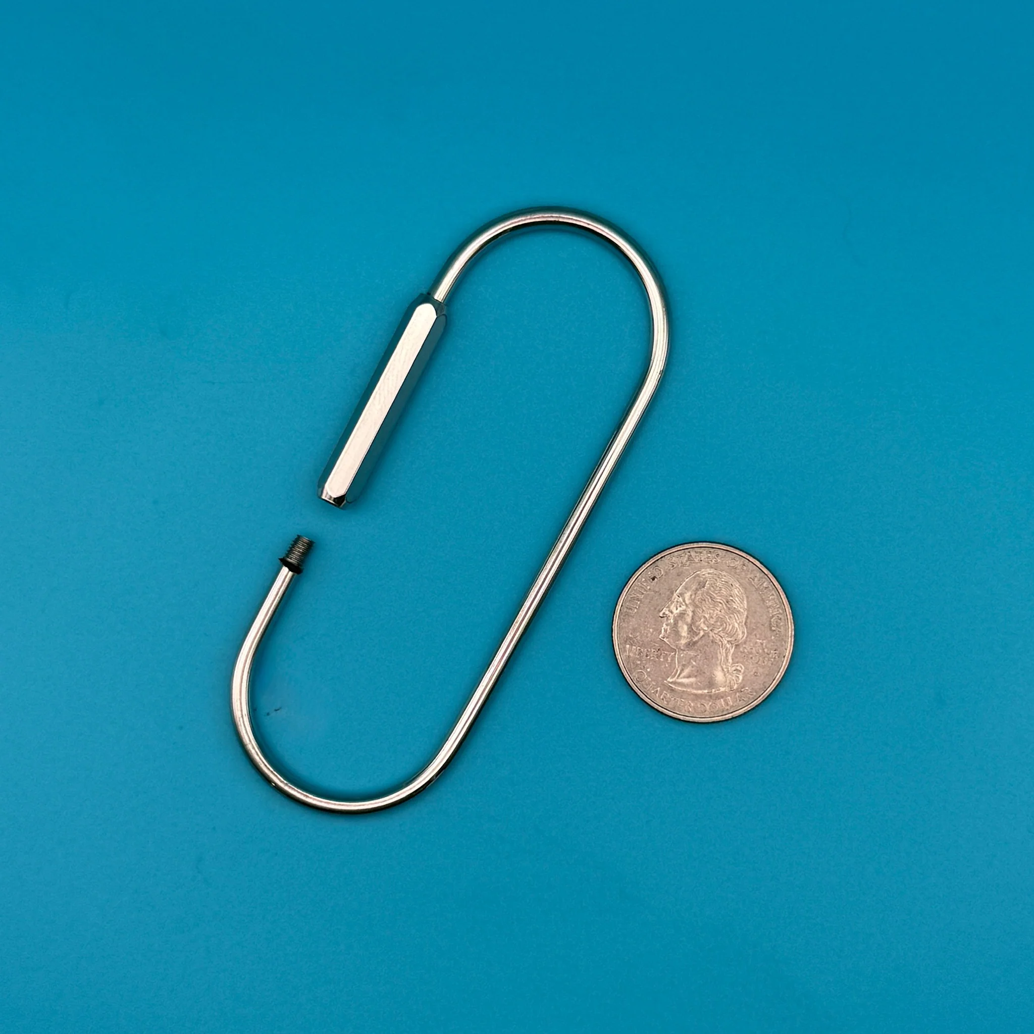 Sliver Thin Metal Screw Carabiner - Image 3