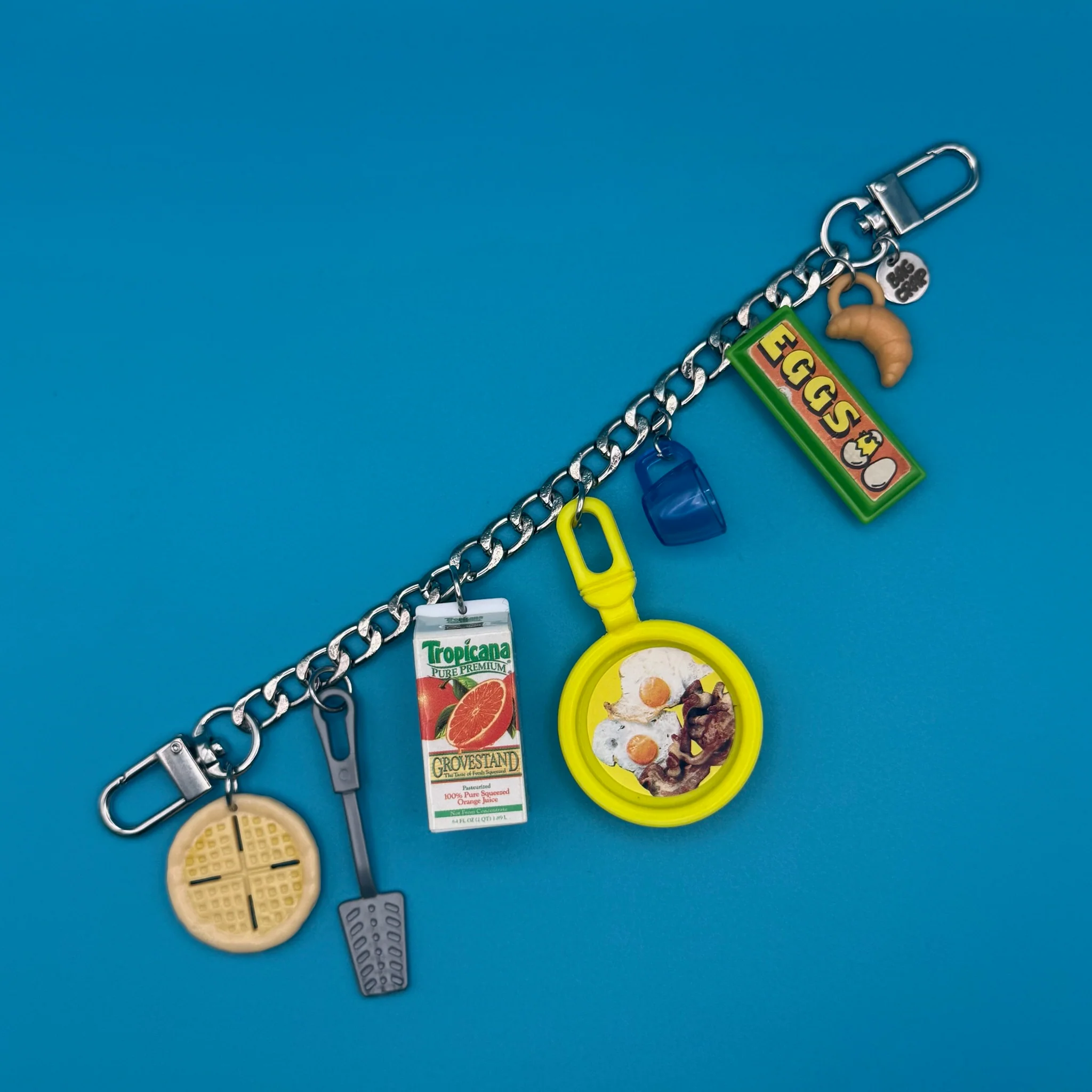 Vintage ‘90s Barbie Foods Silver Bag Charm Chain - Image 6